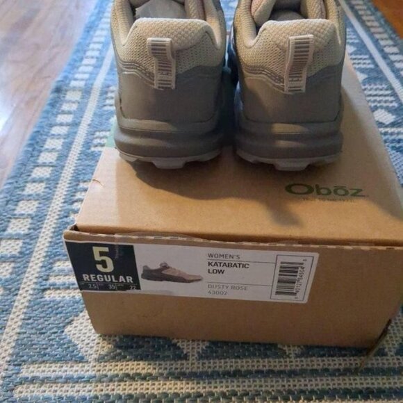 Oboz Women's size 5 trail hiking shoes--new! - Picture 2 of 3